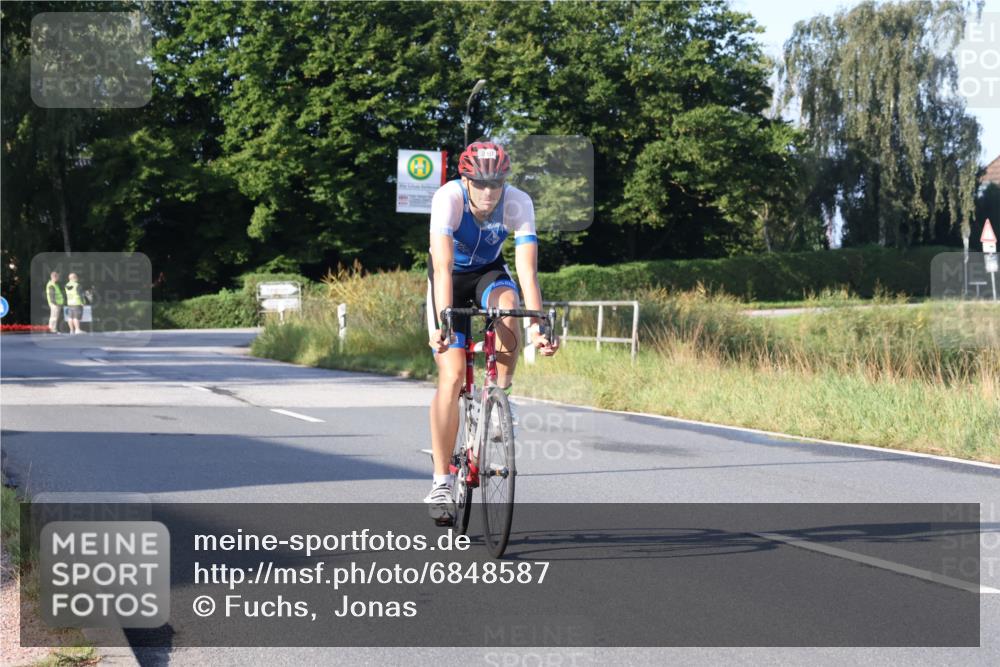 25.08.2024 - Elbe Triathlon Hamburg Fuchs,  Jonas http://msf.ph/oto/6848587 25.08.2024 09:11:03 Radfahren 238, 97, 284, 210 meine-sportfotos.de
