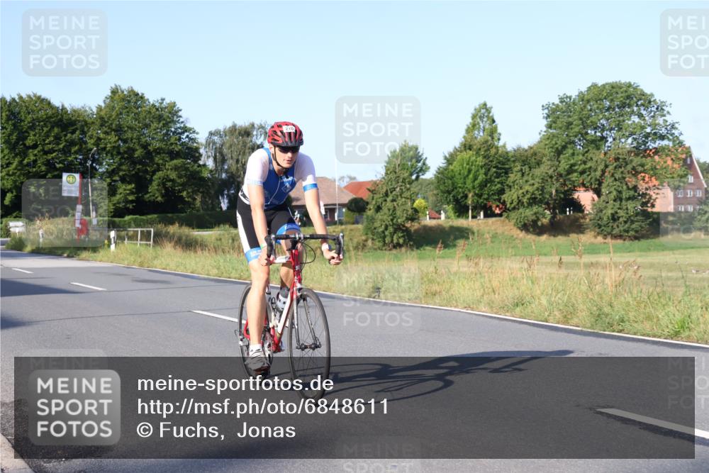 25.08.2024 - Elbe Triathlon Hamburg Fuchs,  Jonas http://msf.ph/oto/6848611 25.08.2024 09:11:03 Radfahren 238, 97, 284, 210 meine-sportfotos.de