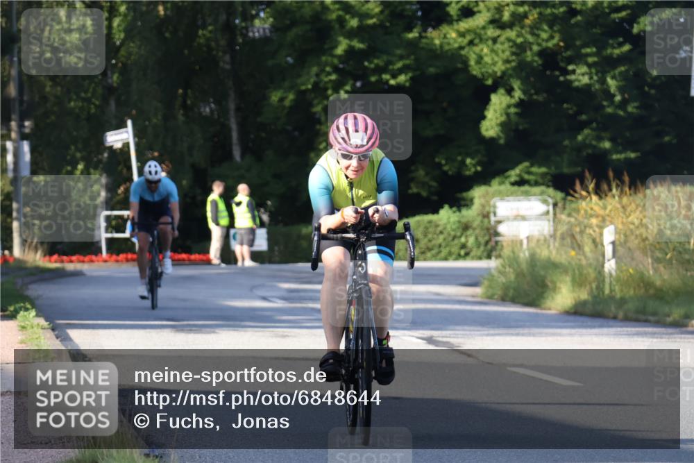 25.08.2024 - Elbe Triathlon Hamburg Fuchs,  Jonas http://msf.ph/oto/6848644 25.08.2024 09:11:12 Radfahren 134, 270, 47 meine-sportfotos.de
