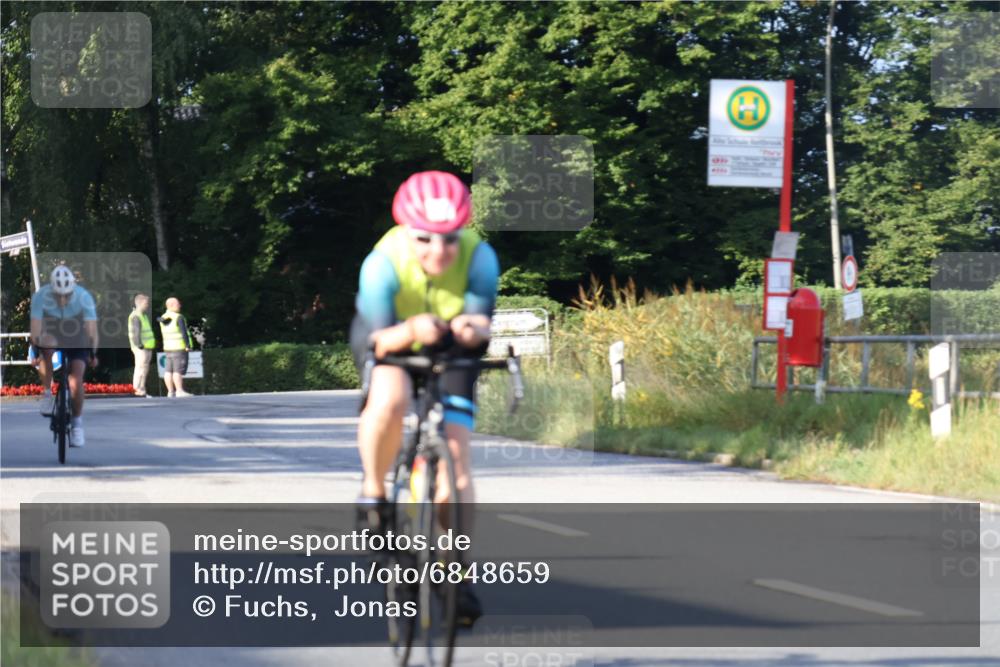 25.08.2024 - Elbe Triathlon Hamburg Fuchs,  Jonas http://msf.ph/oto/6848659 25.08.2024 09:11:12 Radfahren 134, 270, 47 meine-sportfotos.de