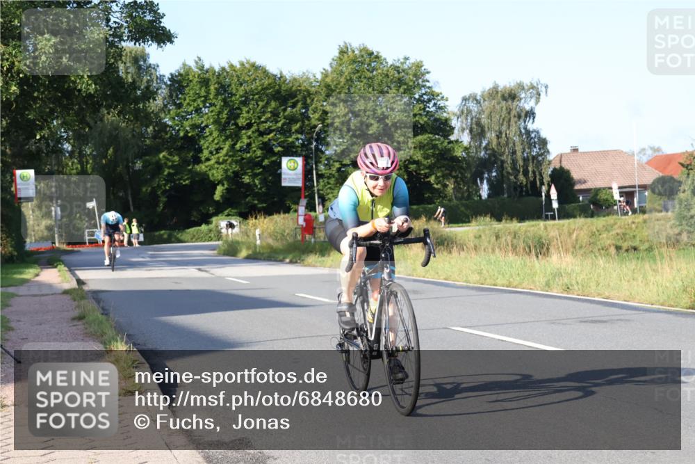 25.08.2024 - Elbe Triathlon Hamburg Fuchs,  Jonas http://msf.ph/oto/6848680 25.08.2024 09:11:13 Radfahren 134, 270, 47 meine-sportfotos.de
