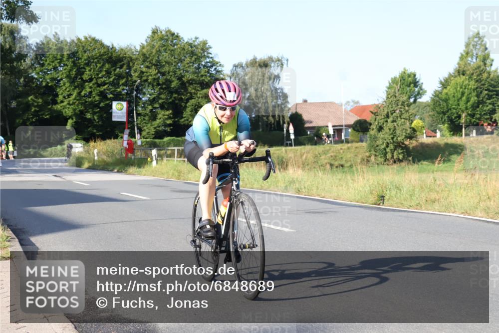 25.08.2024 - Elbe Triathlon Hamburg Fuchs,  Jonas http://msf.ph/oto/6848689 25.08.2024 09:11:13 Radfahren 134, 270, 47 meine-sportfotos.de