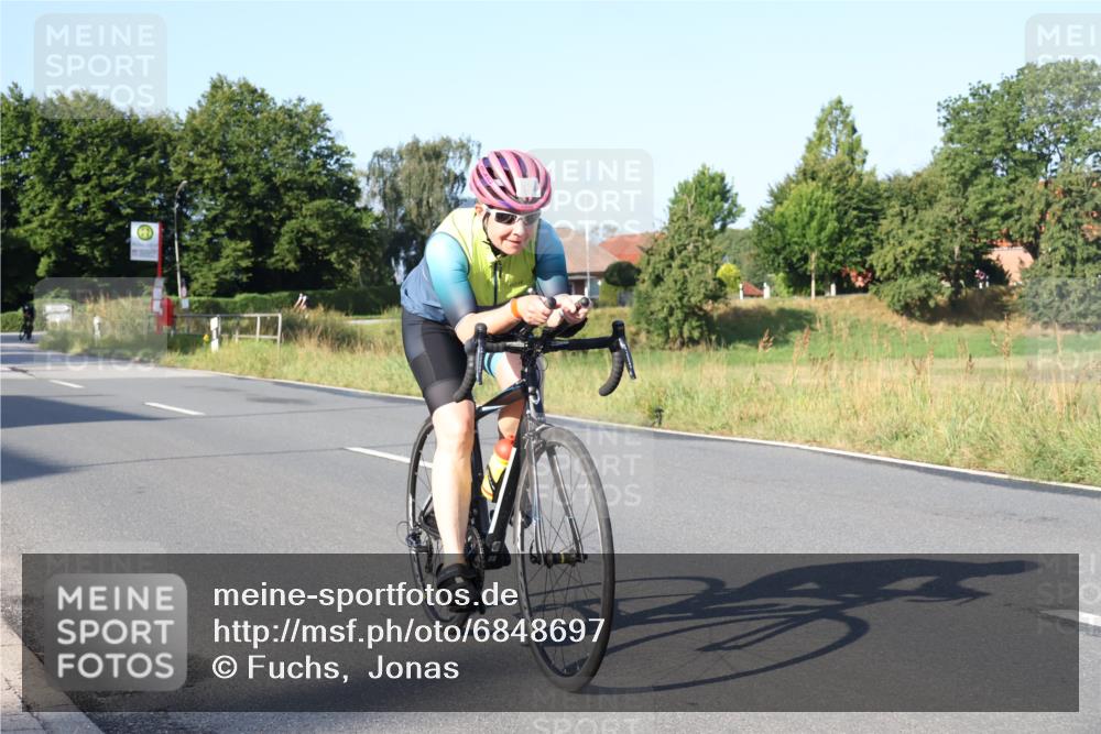 25.08.2024 - Elbe Triathlon Hamburg Fuchs,  Jonas http://msf.ph/oto/6848697 25.08.2024 09:11:13 Radfahren 134, 270, 47 meine-sportfotos.de