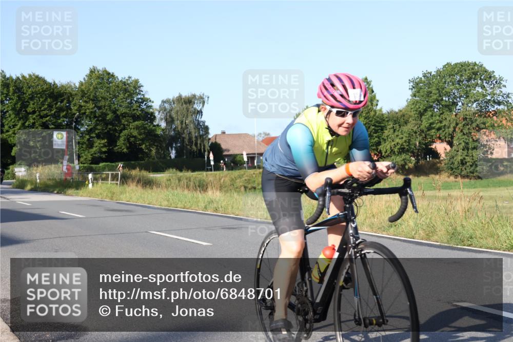 25.08.2024 - Elbe Triathlon Hamburg Fuchs,  Jonas http://msf.ph/oto/6848701 25.08.2024 09:11:13 Radfahren 134, 270, 47 meine-sportfotos.de