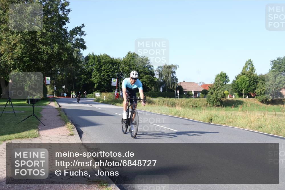 25.08.2024 - Elbe Triathlon Hamburg Fuchs,  Jonas http://msf.ph/oto/6848727 25.08.2024 09:11:16 Radfahren 134, 270, 47 meine-sportfotos.de