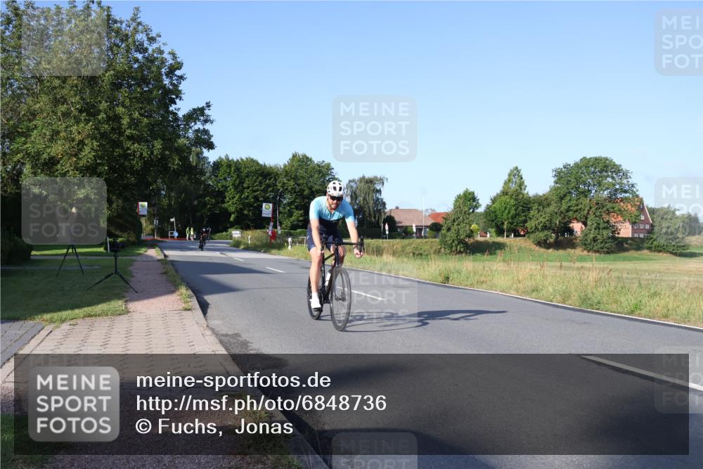 25.08.2024 - Elbe Triathlon Hamburg Fuchs,  Jonas http://msf.ph/oto/6848736 25.08.2024 09:11:16 Radfahren 134, 270, 47 meine-sportfotos.de