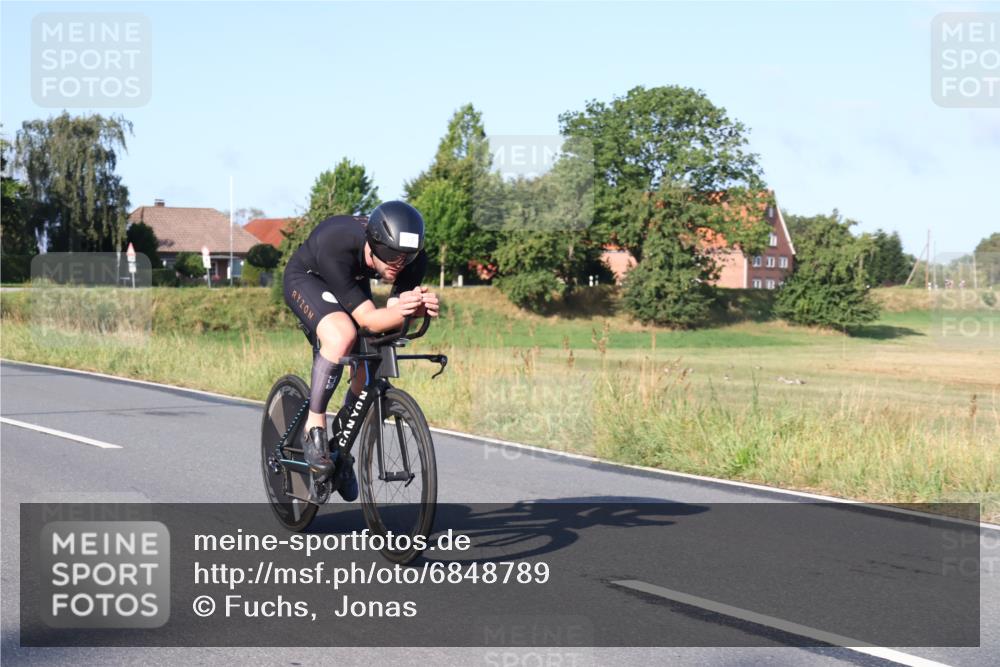 25.08.2024 - Elbe Triathlon Hamburg Fuchs,  Jonas http://msf.ph/oto/6848789 25.08.2024 09:11:19 Radfahren 270, 47, 318, 226 meine-sportfotos.de