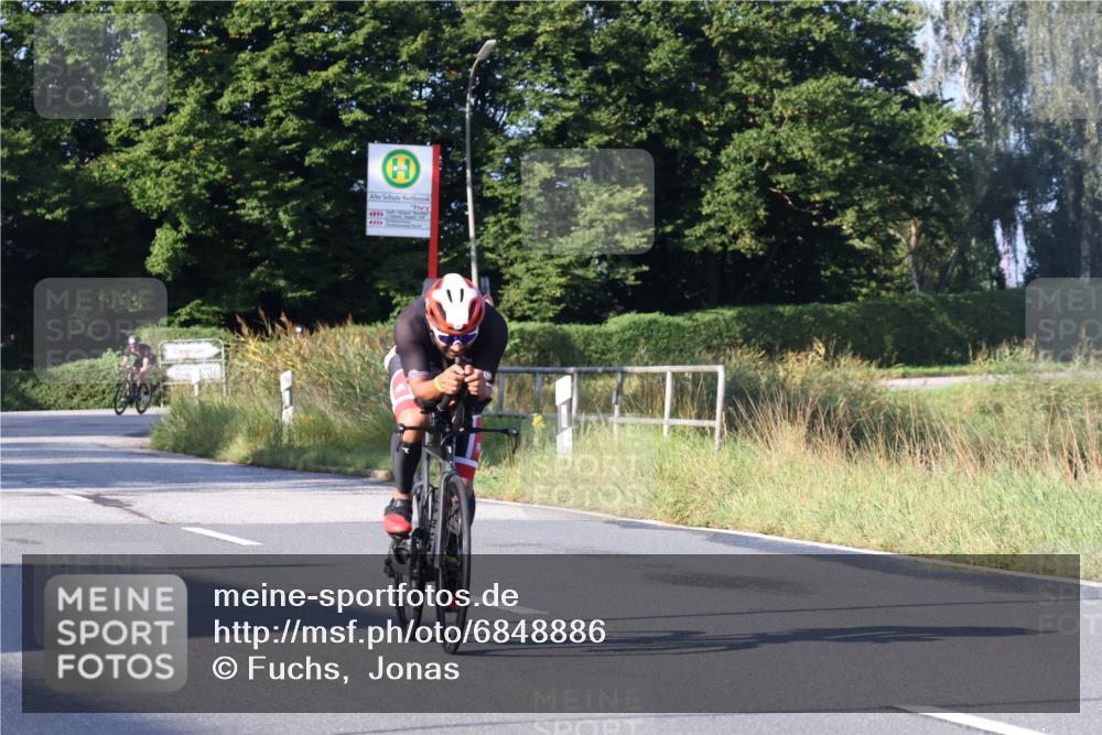 25.08.2024 - Elbe Triathlon Hamburg Fuchs,  Jonas http://msf.ph/oto/6848886 25.08.2024 09:11:28 Radfahren 318, 226, 58, 282 meine-sportfotos.de