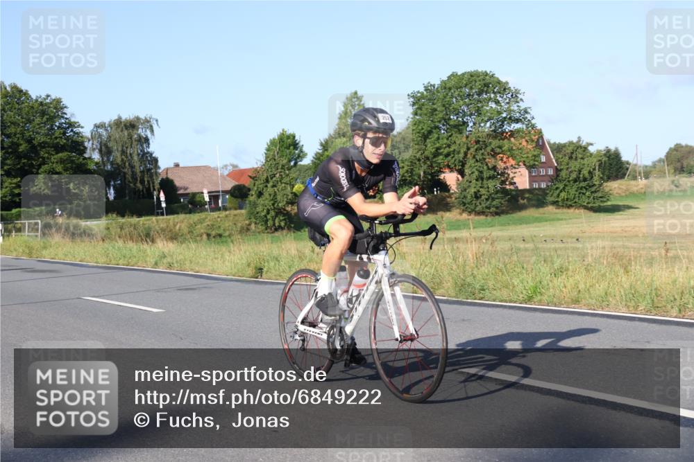 25.08.2024 - Elbe Triathlon Hamburg Fuchs,  Jonas http://msf.ph/oto/6849222 25.08.2024 09:11:47 Radfahren 87, 52, 157, 252, 168, 235 meine-sportfotos.de