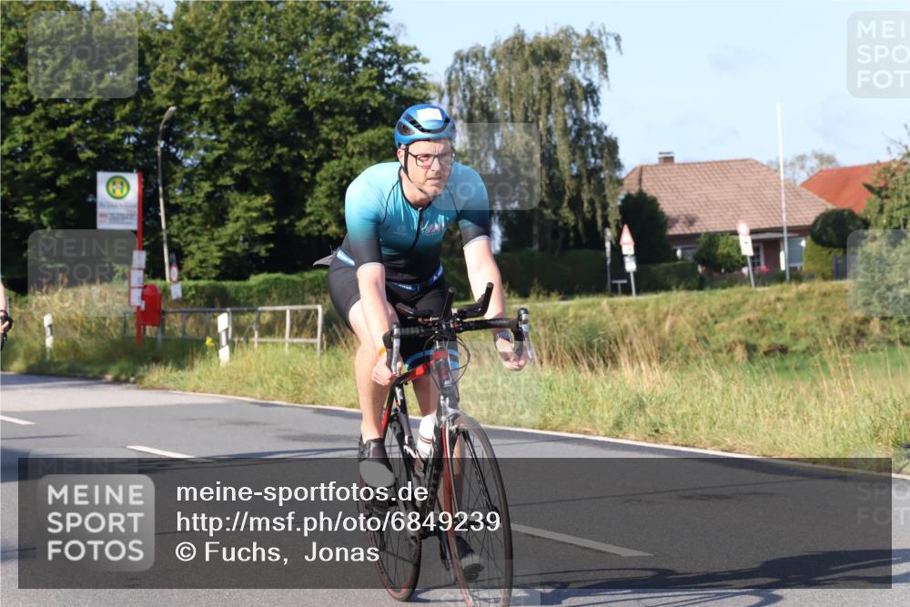 25.08.2024 - Elbe Triathlon Hamburg Fuchs,  Jonas http://msf.ph/oto/6849239 25.08.2024 09:11:48 Radfahren 157, 252, 168, 235, 217 meine-sportfotos.de