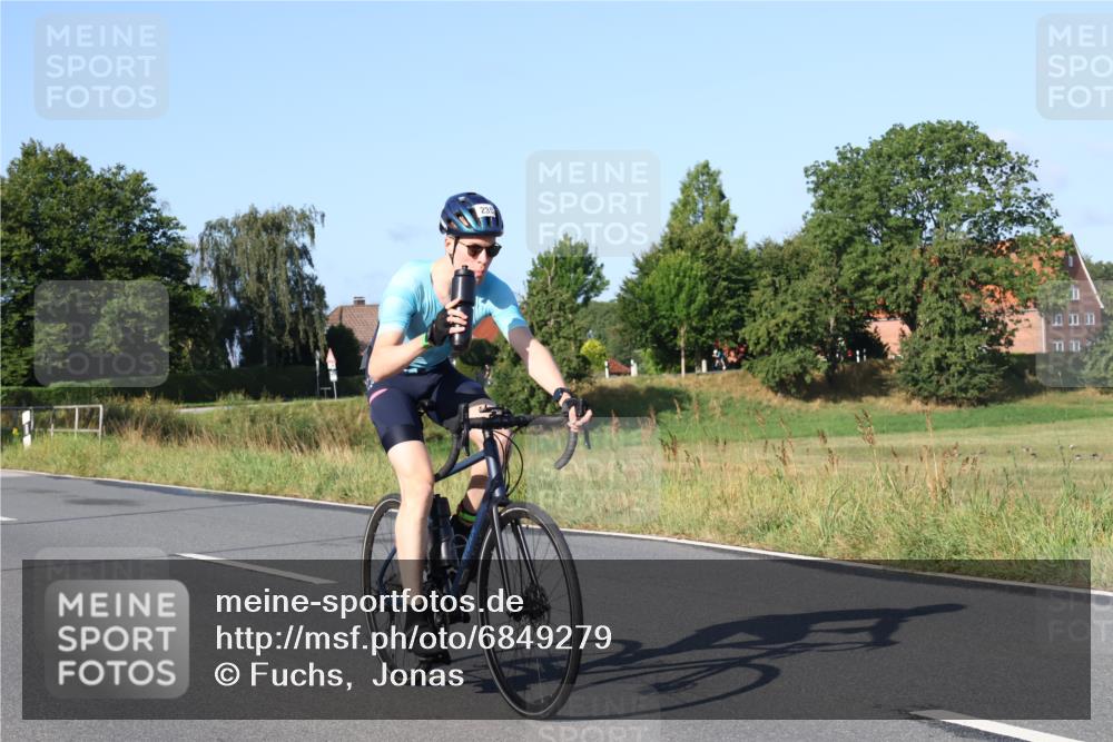 25.08.2024 - Elbe Triathlon Hamburg Fuchs,  Jonas http://msf.ph/oto/6849279 25.08.2024 09:11:50 Radfahren 157, 252, 168, 235, 217, 244 meine-sportfotos.de