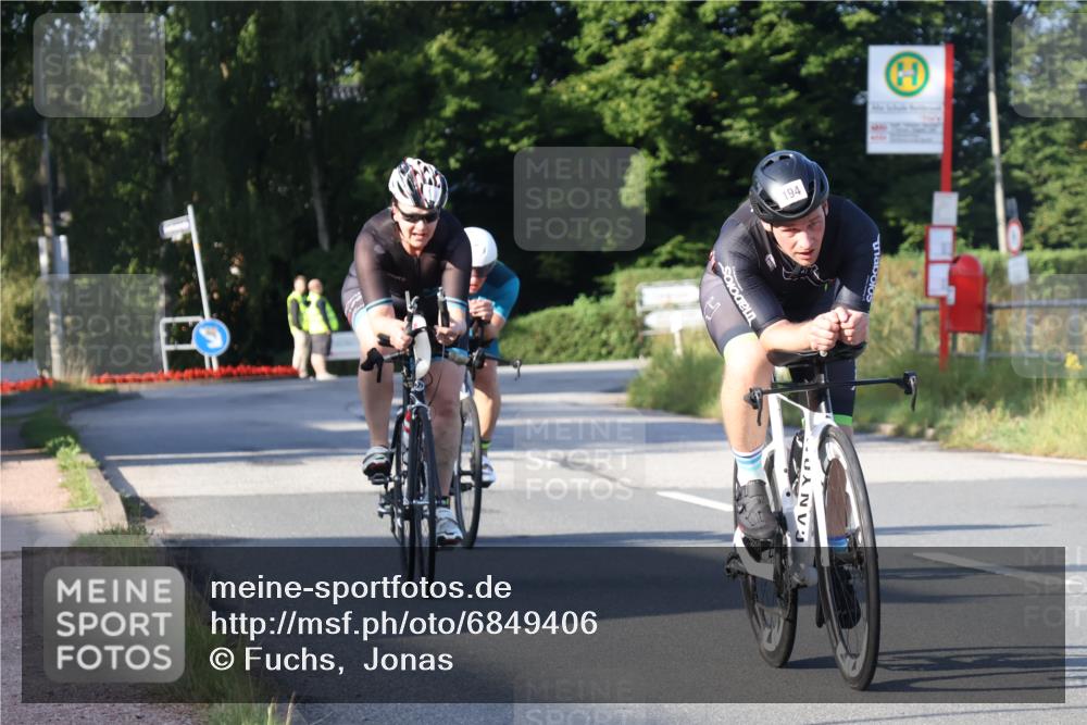 25.08.2024 - Elbe Triathlon Hamburg Fuchs,  Jonas http://msf.ph/oto/6849406 25.08.2024 09:12:02 Radfahren 244, 194, 43, 135 meine-sportfotos.de