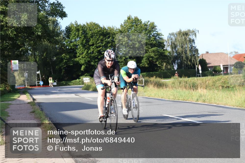 25.08.2024 - Elbe Triathlon Hamburg Fuchs,  Jonas http://msf.ph/oto/6849440 25.08.2024 09:12:04 Radfahren 194, 43, 135, 83 meine-sportfotos.de