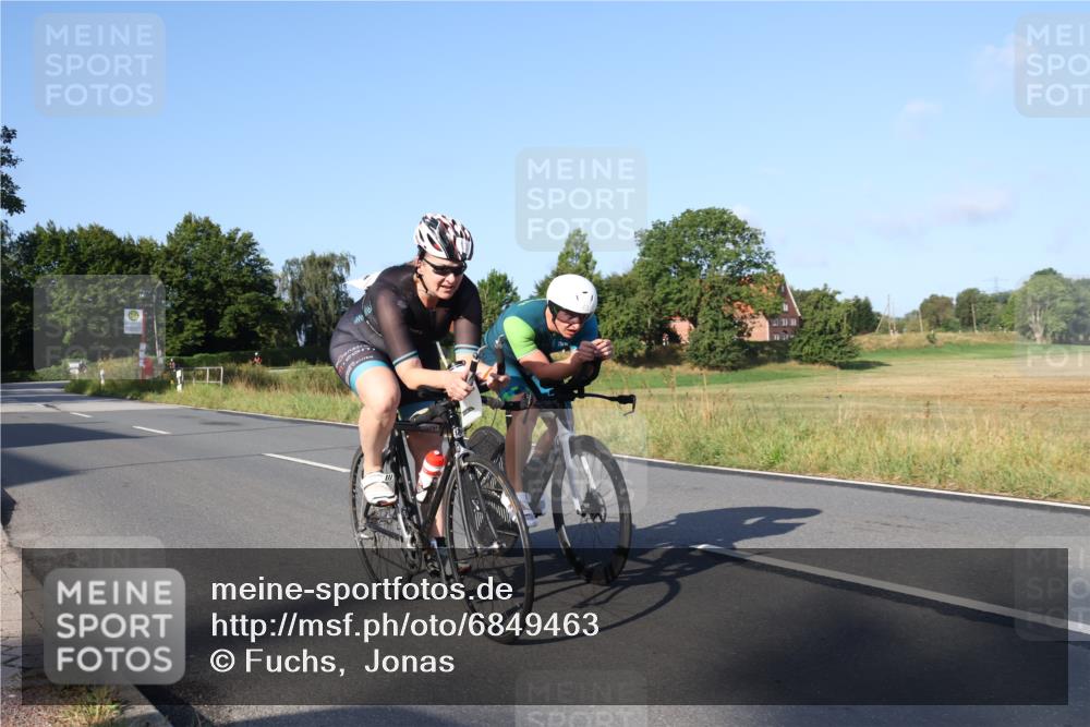 25.08.2024 - Elbe Triathlon Hamburg Fuchs,  Jonas http://msf.ph/oto/6849463 25.08.2024 09:12:04 Radfahren 194, 43, 135, 83 meine-sportfotos.de