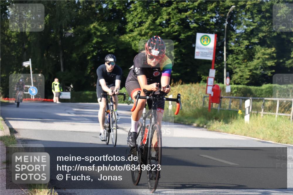 25.08.2024 - Elbe Triathlon Hamburg Fuchs,  Jonas http://msf.ph/oto/6849623 25.08.2024 09:12:23 Radfahren 152, 215, 150 meine-sportfotos.de