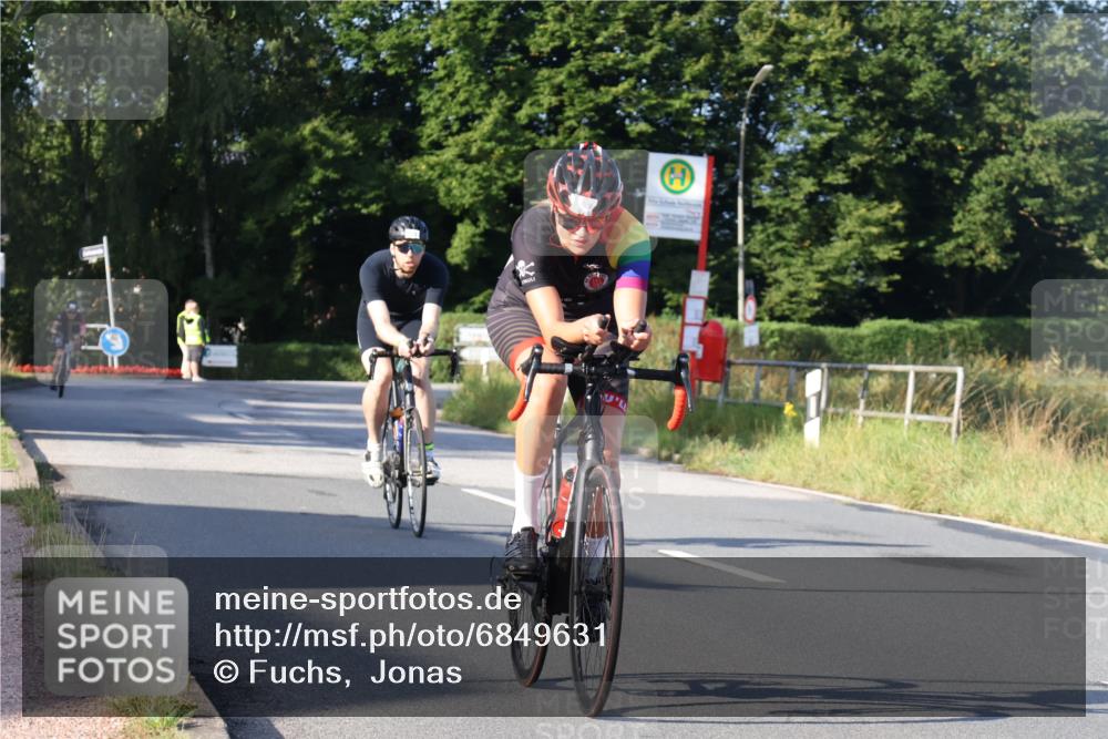 25.08.2024 - Elbe Triathlon Hamburg Fuchs,  Jonas http://msf.ph/oto/6849631 25.08.2024 09:12:23 Radfahren 152, 215, 150 meine-sportfotos.de
