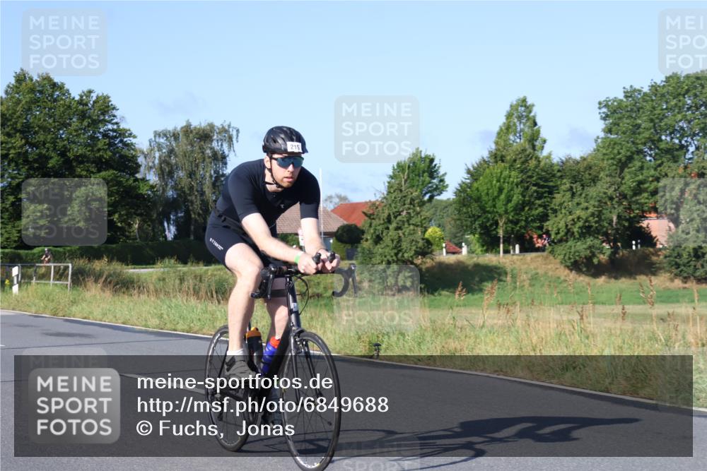 25.08.2024 - Elbe Triathlon Hamburg Fuchs,  Jonas http://msf.ph/oto/6849688 25.08.2024 09:12:24 Radfahren 152, 215, 150 meine-sportfotos.de