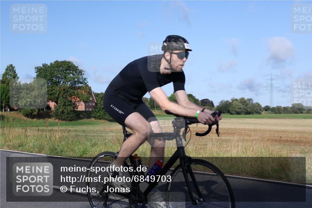 25.08.2024 - Elbe Triathlon Hamburg Fuchs,  Jonas http://msf.ph/oto/6849703 25.08.2024 09:12:25 Radfahren 152, 215, 150, 165 meine-sportfotos.de