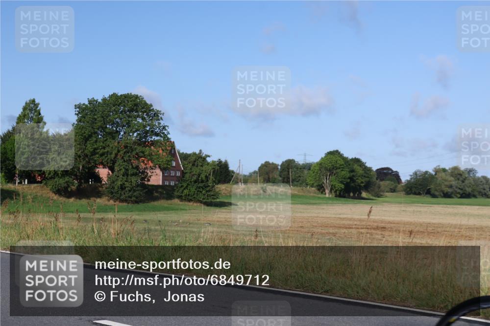25.08.2024 - Elbe Triathlon Hamburg Fuchs,  Jonas http://msf.ph/oto/6849712 25.08.2024 09:12:25 Radfahren 152, 215, 150, 165 meine-sportfotos.de