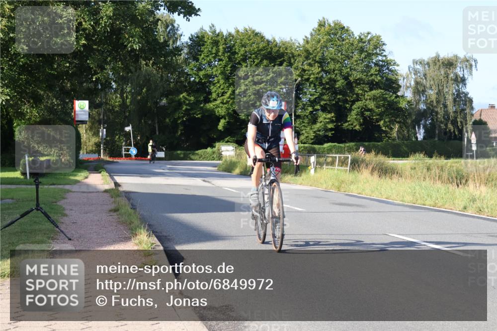 25.08.2024 - Elbe Triathlon Hamburg Fuchs,  Jonas http://msf.ph/oto/6849972 25.08.2024 09:12:47 Radfahren 290, 154 meine-sportfotos.de