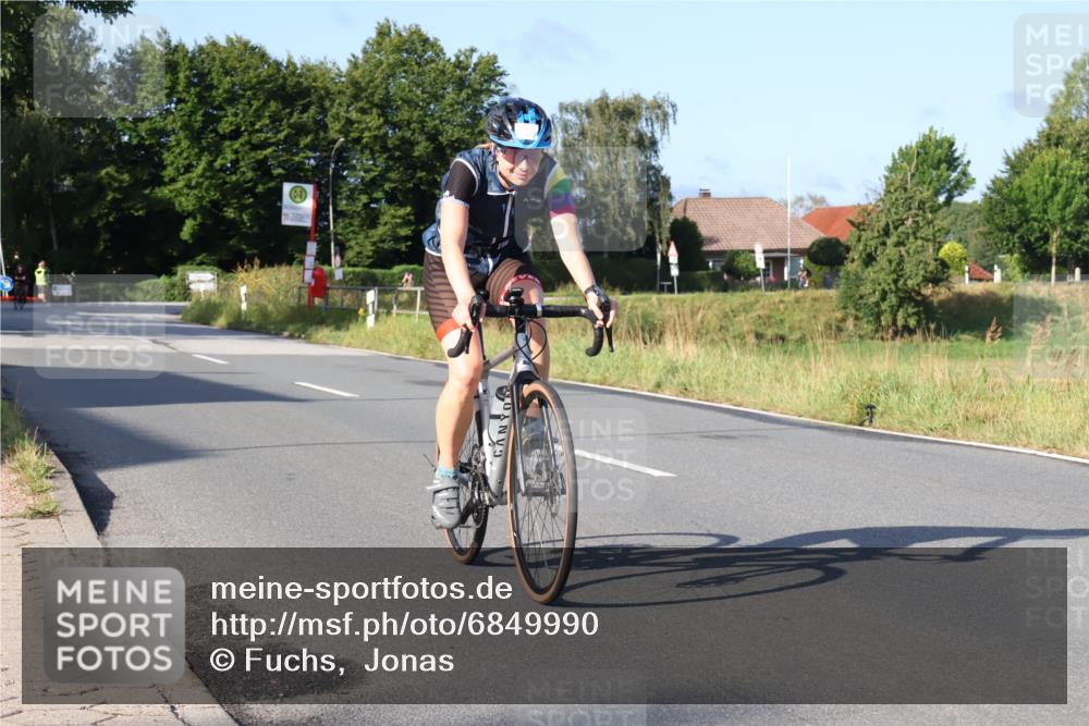 25.08.2024 - Elbe Triathlon Hamburg Fuchs,  Jonas http://msf.ph/oto/6849990 25.08.2024 09:12:47 Radfahren 290, 154 meine-sportfotos.de