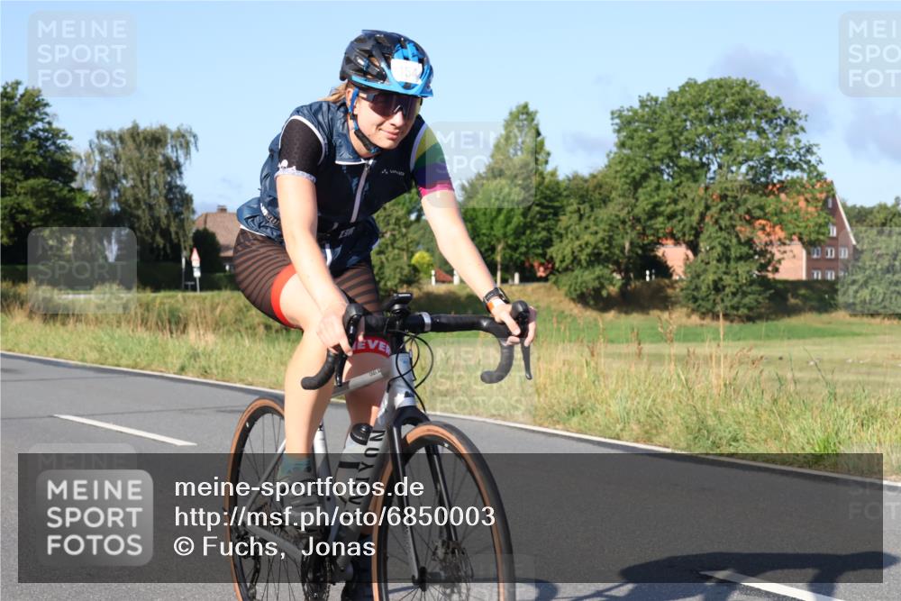 25.08.2024 - Elbe Triathlon Hamburg Fuchs,  Jonas http://msf.ph/oto/6850003 25.08.2024 09:12:48 Radfahren 154, 131 meine-sportfotos.de