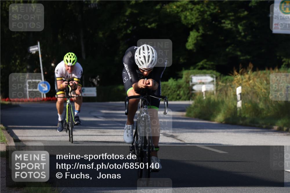25.08.2024 - Elbe Triathlon Hamburg Fuchs,  Jonas http://msf.ph/oto/6850140 25.08.2024 09:13:13 Radfahren 41, 69 meine-sportfotos.de
