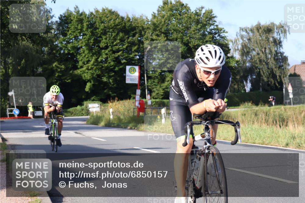 25.08.2024 - Elbe Triathlon Hamburg Fuchs,  Jonas http://msf.ph/oto/6850157 25.08.2024 09:13:14 Radfahren 41, 69 meine-sportfotos.de