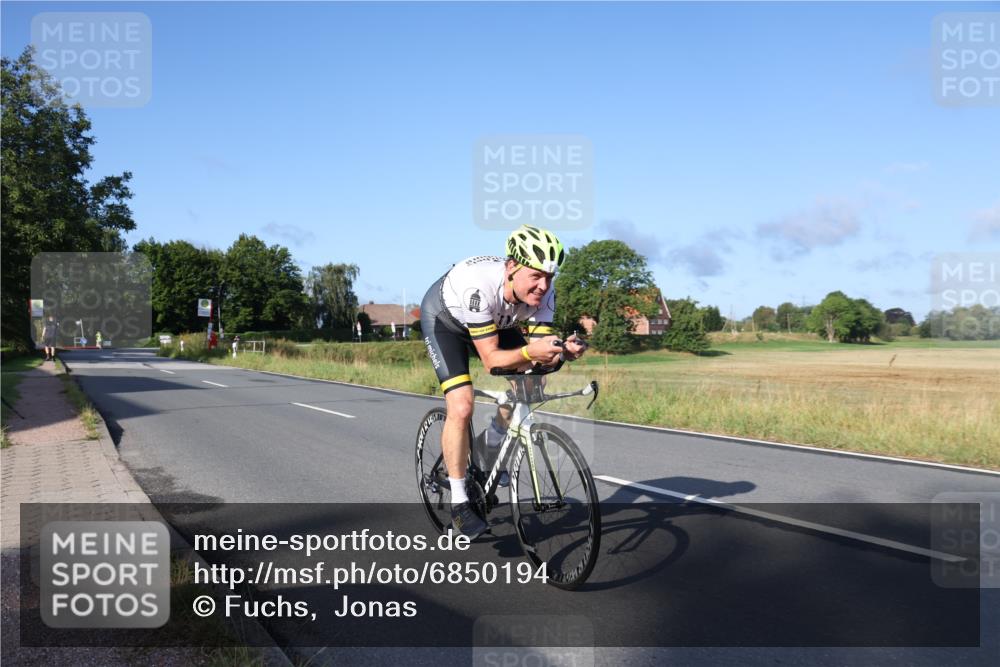 25.08.2024 - Elbe Triathlon Hamburg Fuchs,  Jonas http://msf.ph/oto/6850194 25.08.2024 09:13:16 Radfahren 41, 69 meine-sportfotos.de