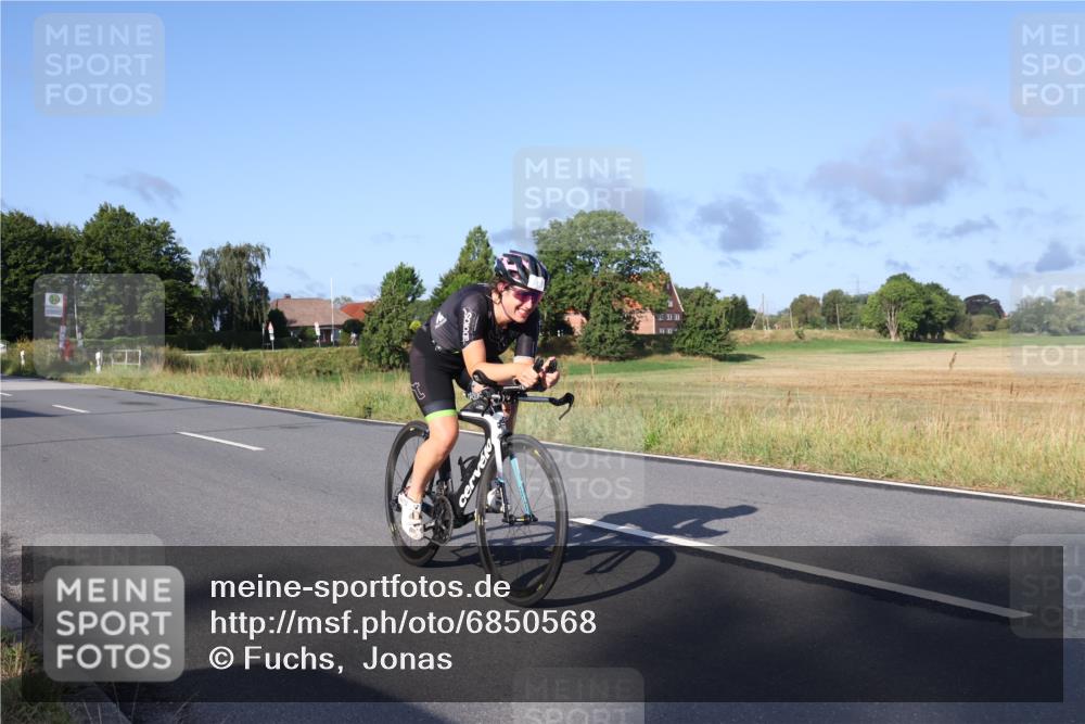 25.08.2024 - Elbe Triathlon Hamburg Fuchs,  Jonas http://msf.ph/oto/6850568 25.08.2024 09:13:46 Radfahren 55, 143 meine-sportfotos.de