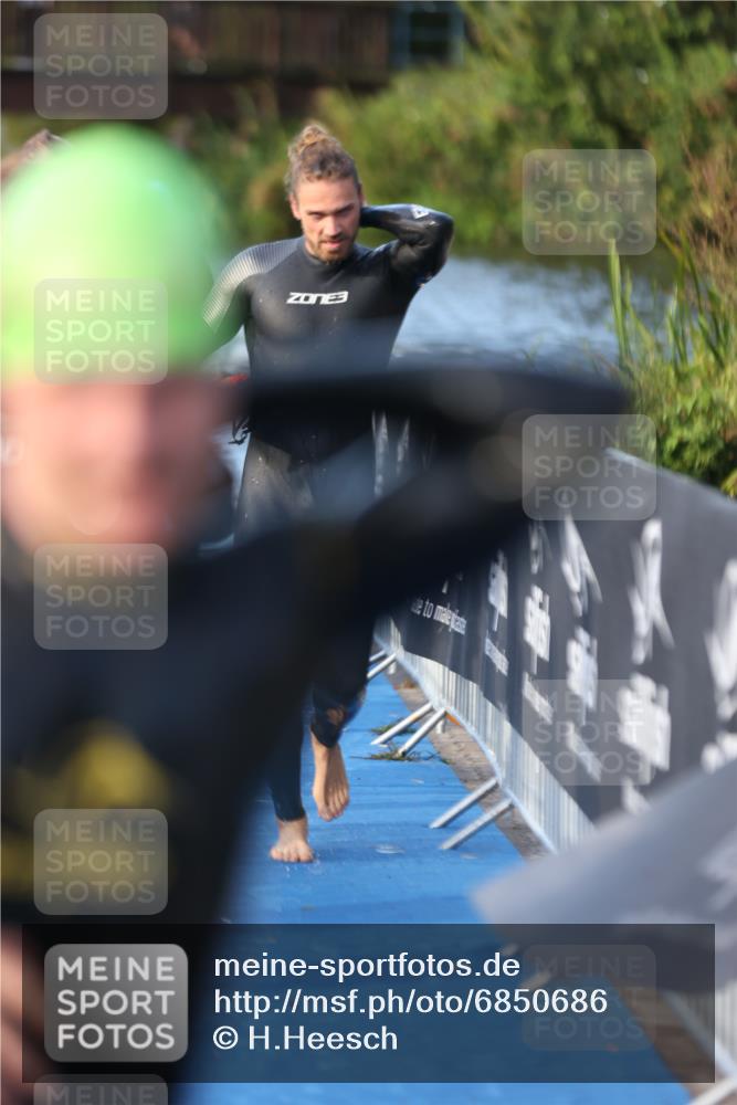 25.08.2024 - Elbe Triathlon Hamburg H.Heesch http://msf.ph/oto/6850686 25.08.2024 08:58:45 Schwimmen 203, 208, 211, 236, 241, 243, 266, 283, 294, 308, 313 meine-sportfotos.de