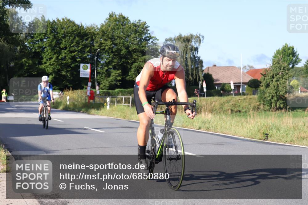 25.08.2024 - Elbe Triathlon Hamburg Fuchs,  Jonas http://msf.ph/oto/6850880 25.08.2024 09:14:15 Radfahren 163, 385, 271, 305, 175 meine-sportfotos.de