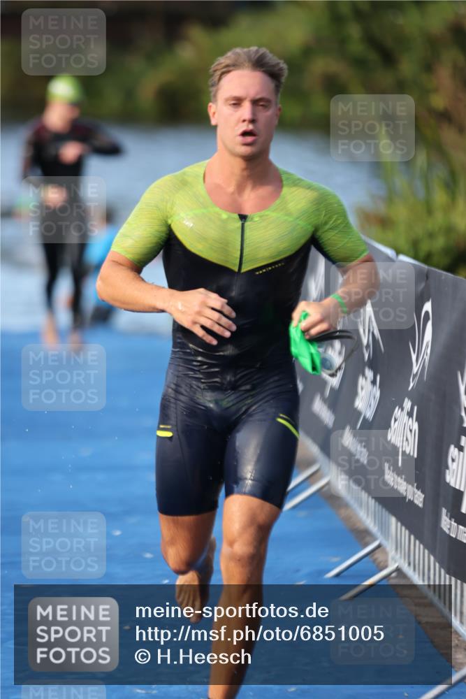 25.08.2024 - Elbe Triathlon Hamburg H.Heesch http://msf.ph/oto/6851005 25.08.2024 08:58:54 Schwimmen 203, 208, 211, 237, 241, 266, 283, 294, 313 meine-sportfotos.de