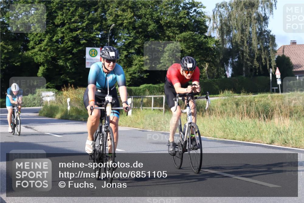 25.08.2024 - Elbe Triathlon Hamburg Fuchs,  Jonas http://msf.ph/oto/6851105 25.08.2024 09:14:32 Radfahren 90, 136, 403, 250 meine-sportfotos.de