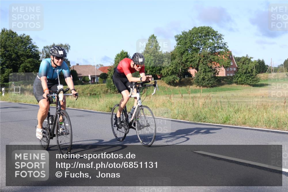 25.08.2024 - Elbe Triathlon Hamburg Fuchs,  Jonas http://msf.ph/oto/6851131 25.08.2024 09:14:32 Radfahren 90, 136, 403, 250 meine-sportfotos.de