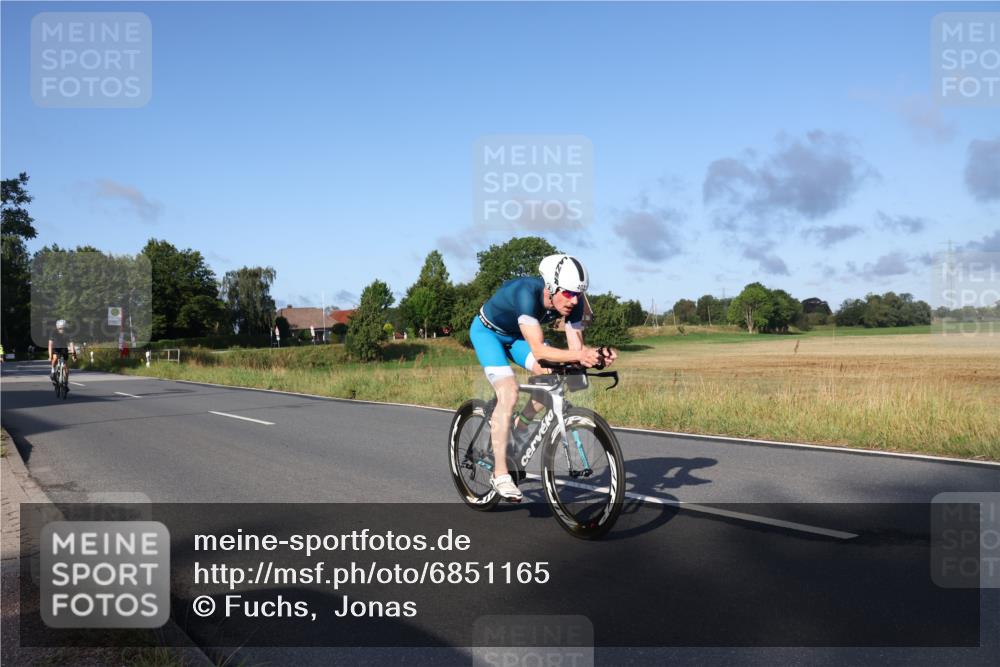 25.08.2024 - Elbe Triathlon Hamburg Fuchs,  Jonas http://msf.ph/oto/6851165 25.08.2024 09:14:34 Radfahren 90, 136, 403, 250 meine-sportfotos.de