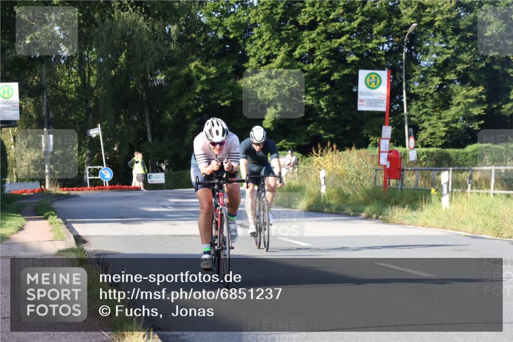 25.08.2024 - Elbe Triathlon Hamburg Fuchs,  Jonas http://msf.ph/oto/6851237 25.08.2024 09:14:41 Radfahren 250, 147, 219 meine-sportfotos.de