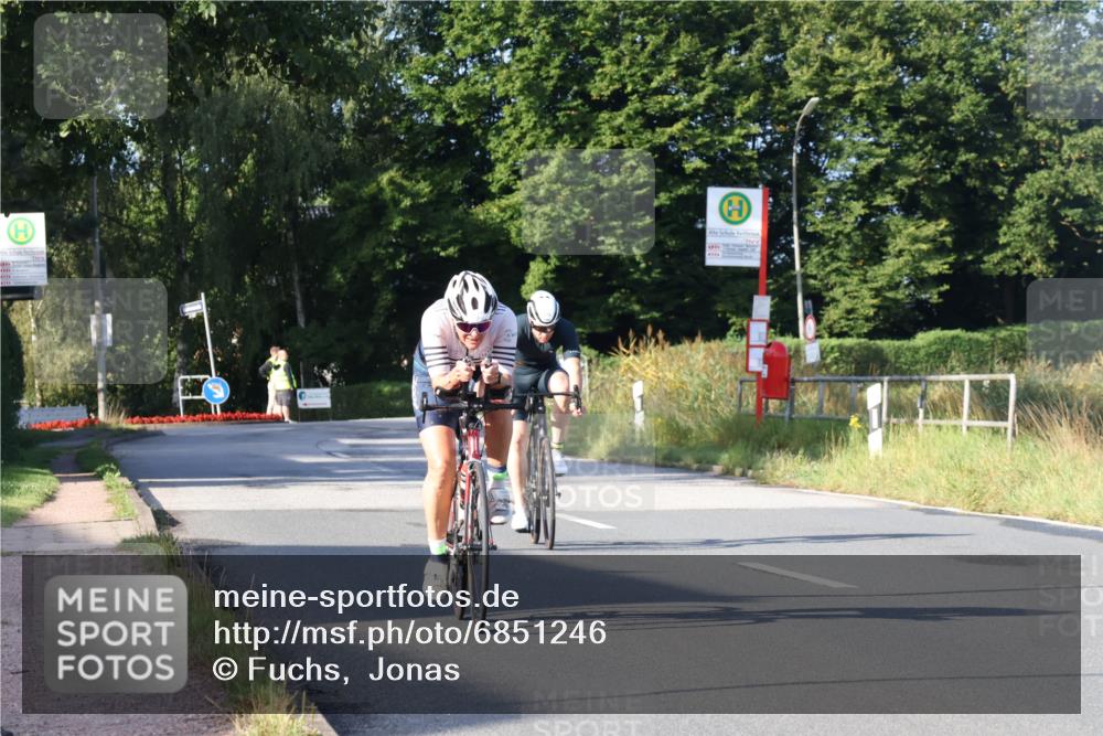 25.08.2024 - Elbe Triathlon Hamburg Fuchs,  Jonas http://msf.ph/oto/6851246 25.08.2024 09:14:41 Radfahren 250, 147, 219 meine-sportfotos.de
