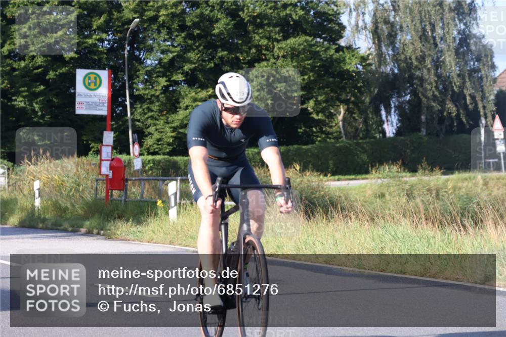 25.08.2024 - Elbe Triathlon Hamburg Fuchs,  Jonas http://msf.ph/oto/6851276 25.08.2024 09:14:42 Radfahren 147, 219 meine-sportfotos.de