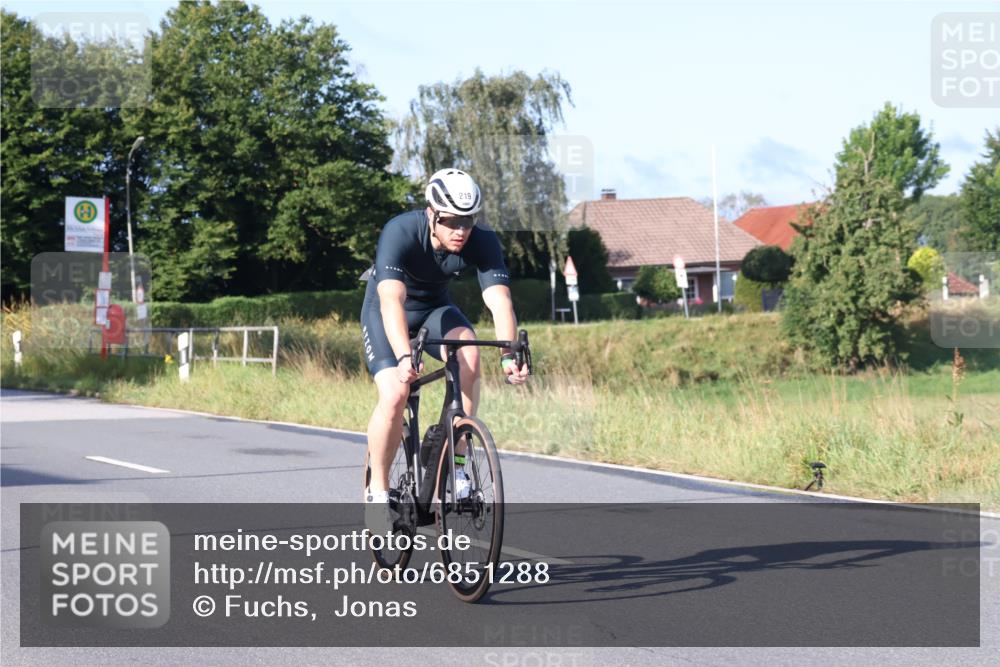 25.08.2024 - Elbe Triathlon Hamburg Fuchs,  Jonas http://msf.ph/oto/6851288 25.08.2024 09:14:43 Radfahren 147, 219 meine-sportfotos.de