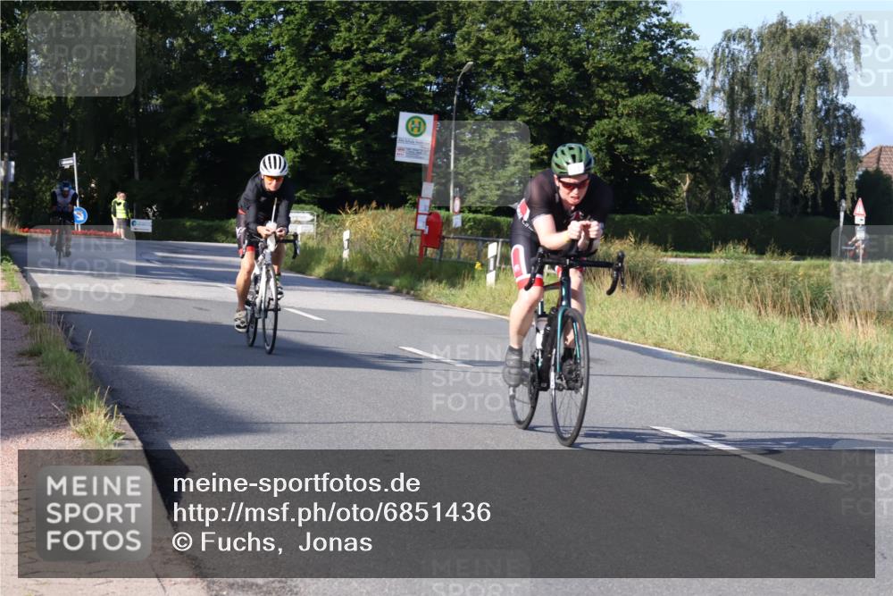 25.08.2024 - Elbe Triathlon Hamburg Fuchs,  Jonas http://msf.ph/oto/6851436 25.08.2024 09:14:58 Radfahren 63, 125, 170 meine-sportfotos.de