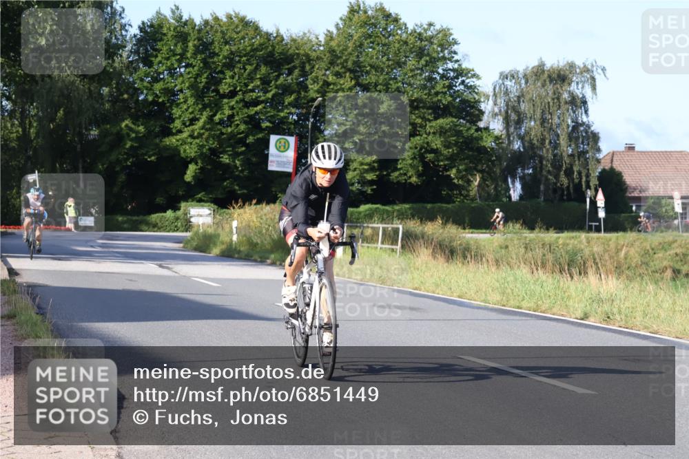 25.08.2024 - Elbe Triathlon Hamburg Fuchs,  Jonas http://msf.ph/oto/6851449 25.08.2024 09:14:59 Radfahren 63, 125, 170 meine-sportfotos.de