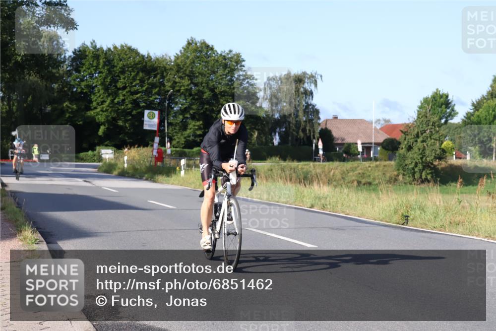 25.08.2024 - Elbe Triathlon Hamburg Fuchs,  Jonas http://msf.ph/oto/6851462 25.08.2024 09:14:59 Radfahren 63, 125, 170 meine-sportfotos.de