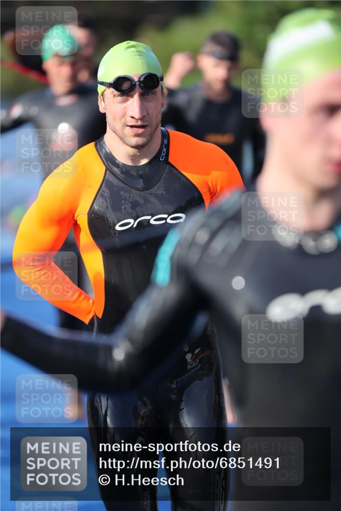 25.08.2024 - Elbe Triathlon Hamburg H.Heesch http://msf.ph/oto/6851491 25.08.2024 08:59:23 Schwimmen 202, 204, 237, 261, 274, 275, 278, 285, 298, 310, 316, 322 meine-sportfotos.de