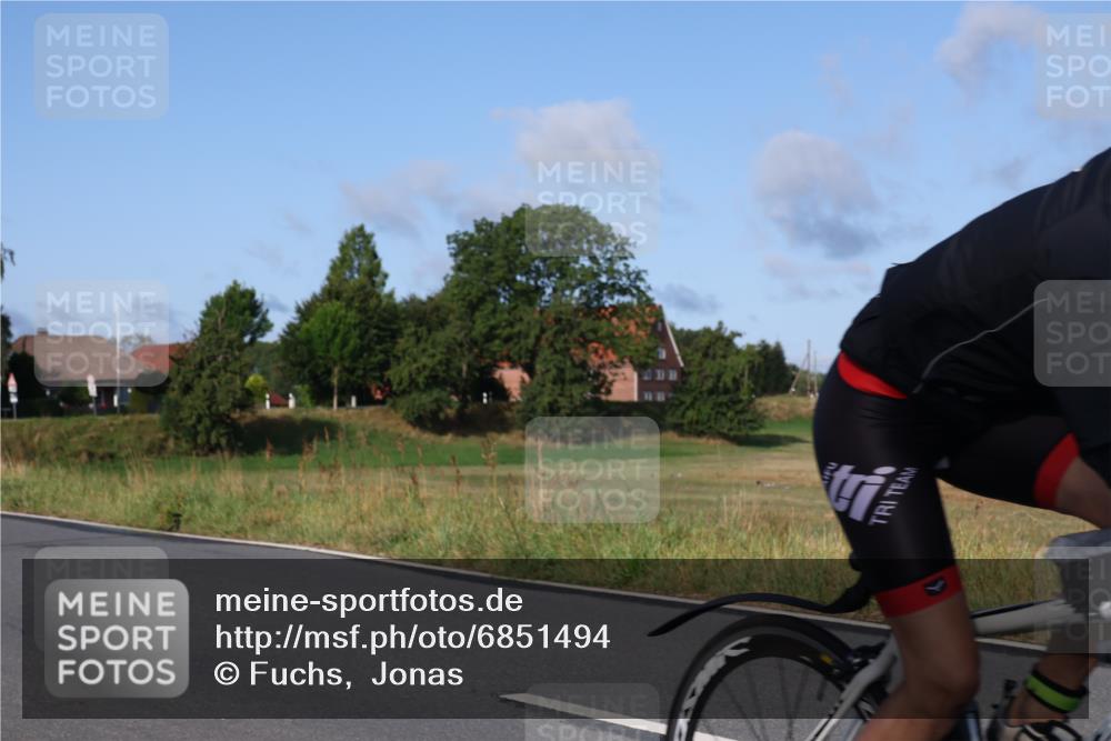 25.08.2024 - Elbe Triathlon Hamburg Fuchs,  Jonas http://msf.ph/oto/6851494 25.08.2024 09:15:00 Radfahren 63, 125, 170, 85 meine-sportfotos.de