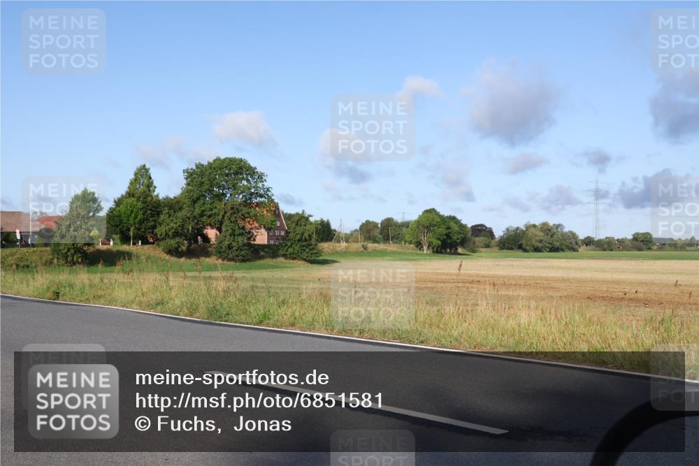 25.08.2024 - Elbe Triathlon Hamburg Fuchs,  Jonas http://msf.ph/oto/6851581 25.08.2024 09:15:03 Radfahren 63, 125, 170, 85, 207, 98 meine-sportfotos.de