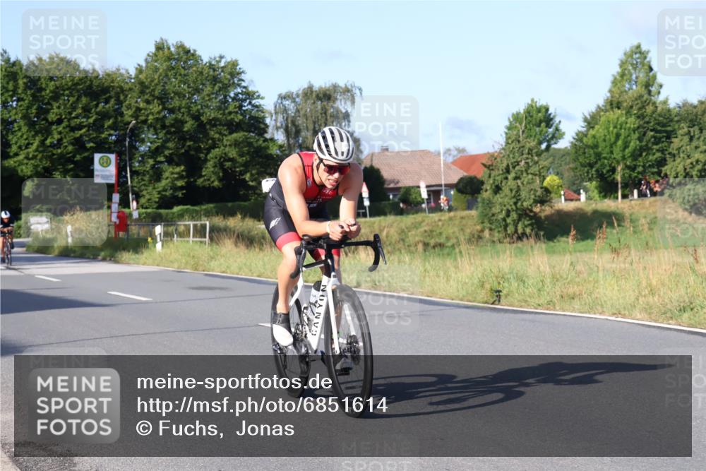 25.08.2024 - Elbe Triathlon Hamburg Fuchs,  Jonas http://msf.ph/oto/6851614 25.08.2024 09:15:06 Radfahren 170, 85, 207, 98 meine-sportfotos.de