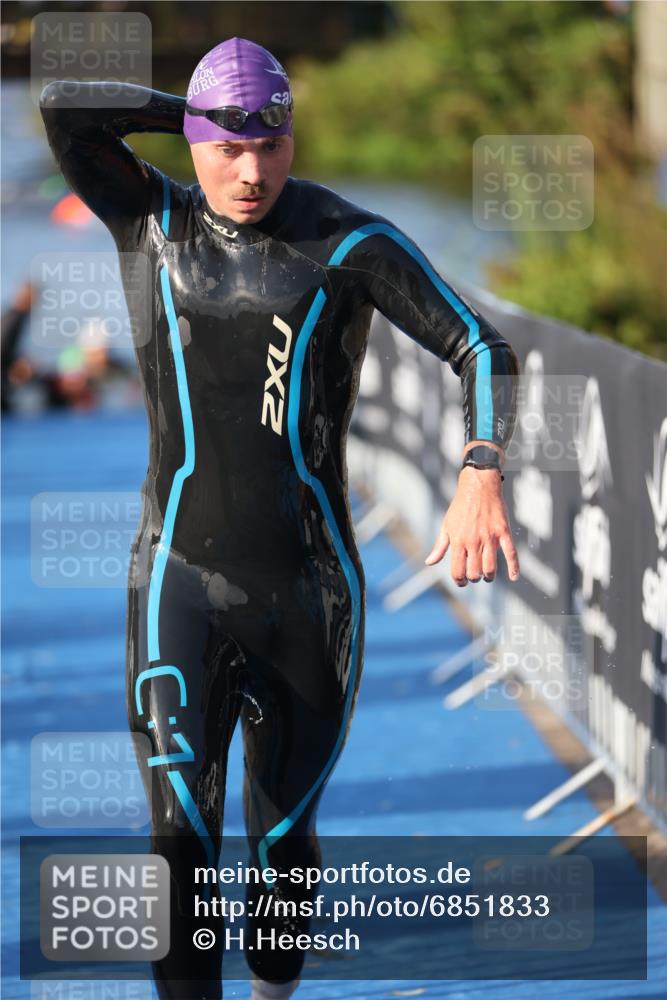 25.08.2024 - Elbe Triathlon Hamburg H.Heesch http://msf.ph/oto/6851833 25.08.2024 08:59:41 Schwimmen 209, 222, 274, 278, 311, 322 meine-sportfotos.de