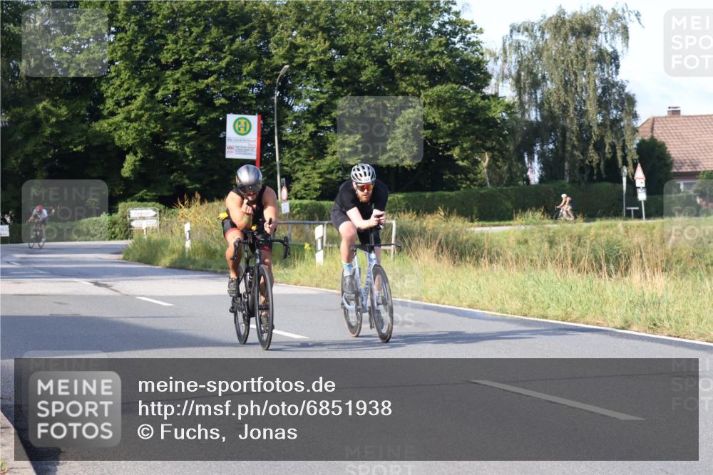 25.08.2024 - Elbe Triathlon Hamburg Fuchs,  Jonas http://msf.ph/oto/6851938 25.08.2024 09:15:29 Radfahren 146, 264, 312, 302 meine-sportfotos.de