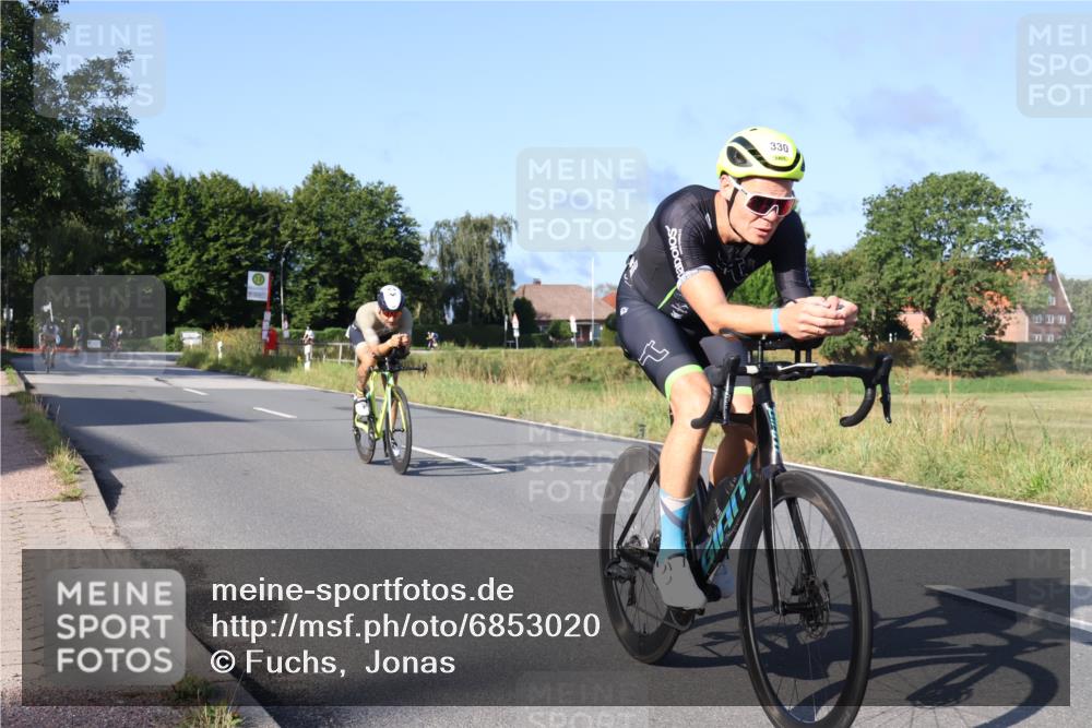 25.08.2024 - Elbe Triathlon Hamburg Fuchs,  Jonas http://msf.ph/oto/6853020 25.08.2024 09:16:26 Radfahren 181, 67, 330, 101, 72, 127 meine-sportfotos.de